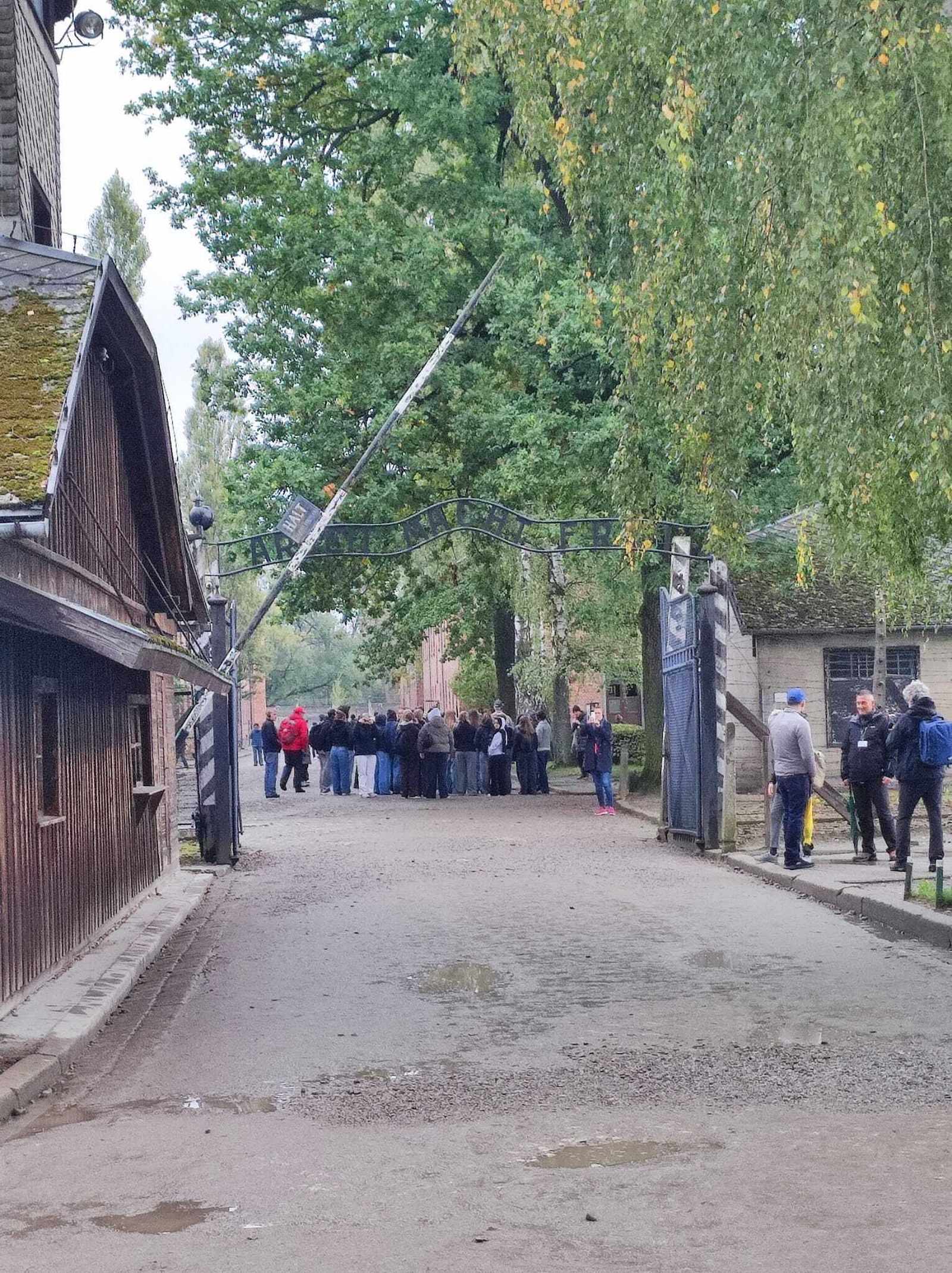 Las puertas de Auschwitz
