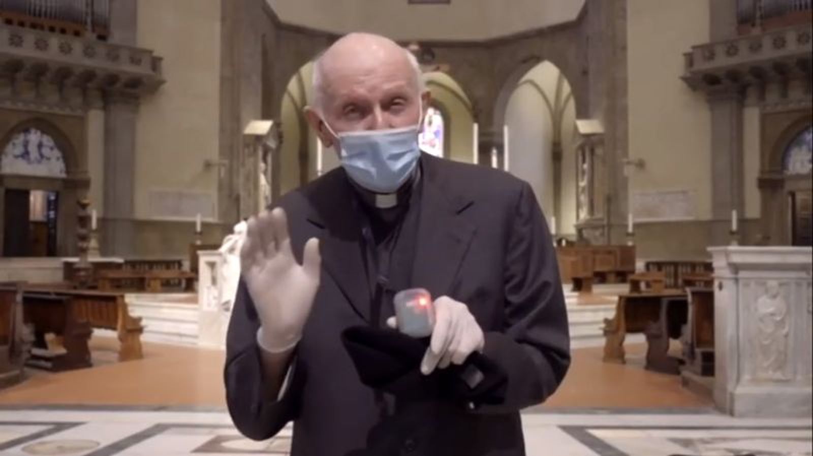 El dispositivo que vibra si se incumple la distancia