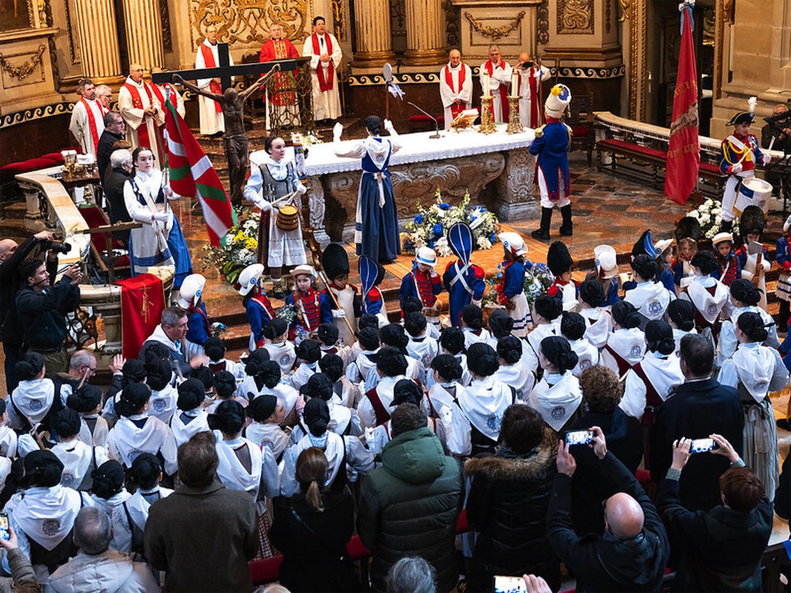 Actuación de la celebración del patrón de la diócesis de San Sebastián