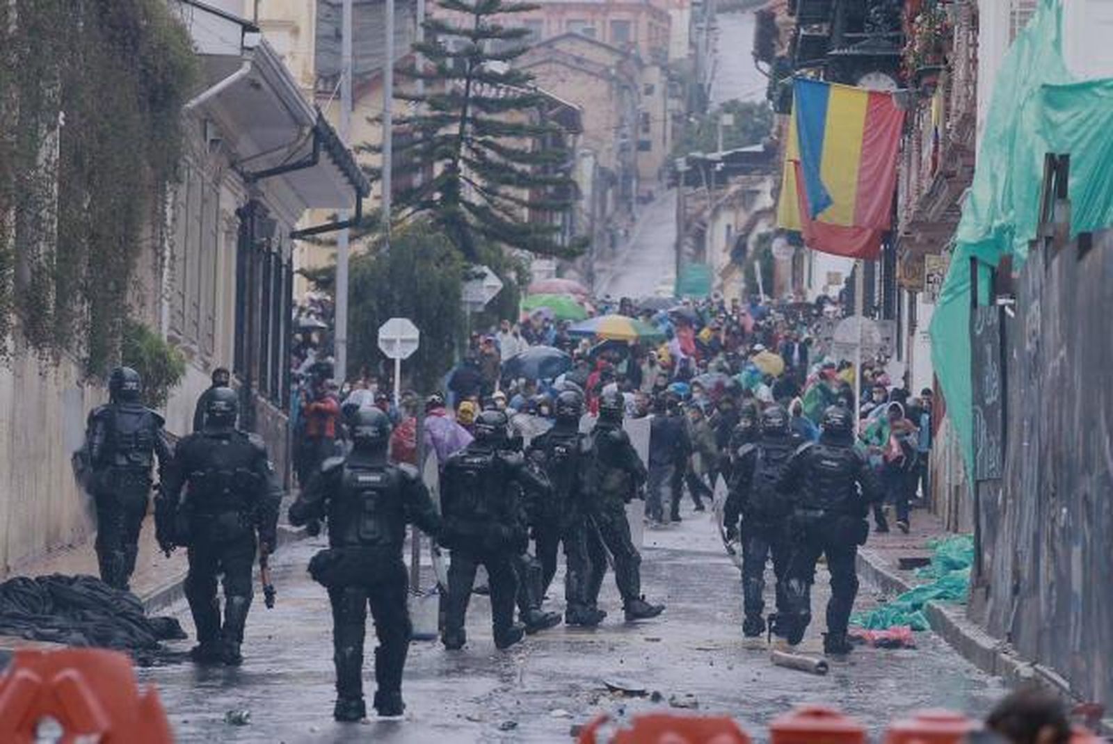 Intervención de la policía en medio de movilizaciones en Colombia