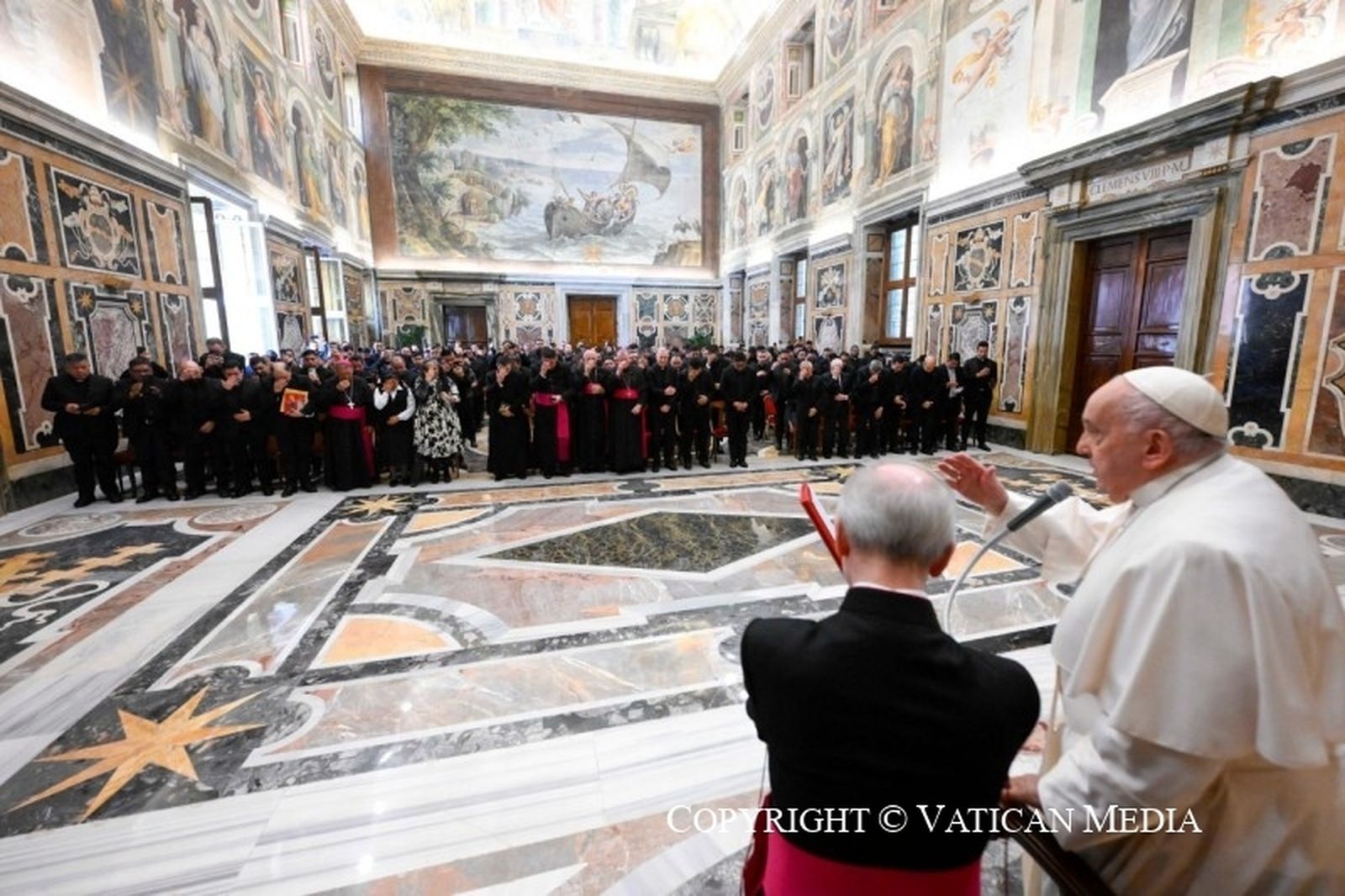 El Papa, con los sacerdotes latinoamericanos