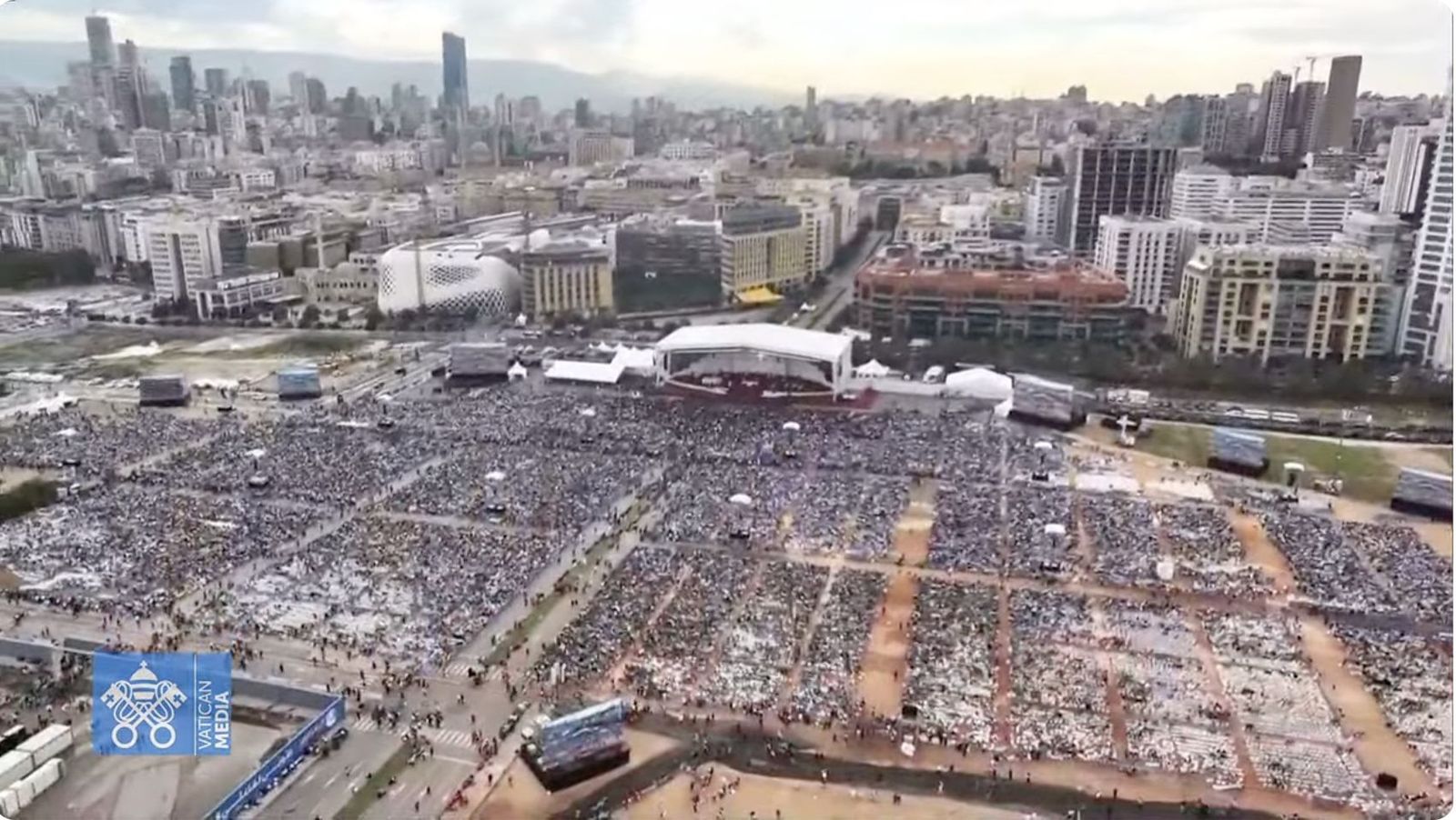 Más de 120.000 personas participaron en la misa