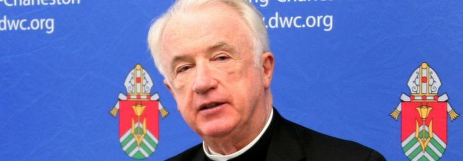 El cesado obispo de Wheeling-Charleston, Michael J. Bransfield