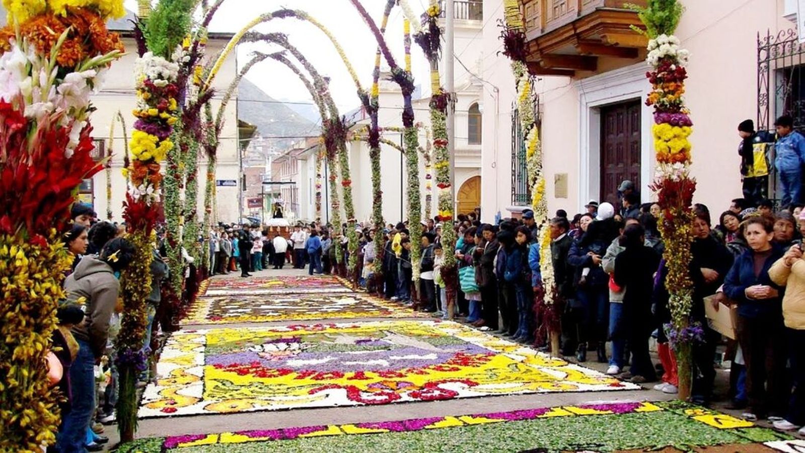 Calles de Perú en Semana Santa