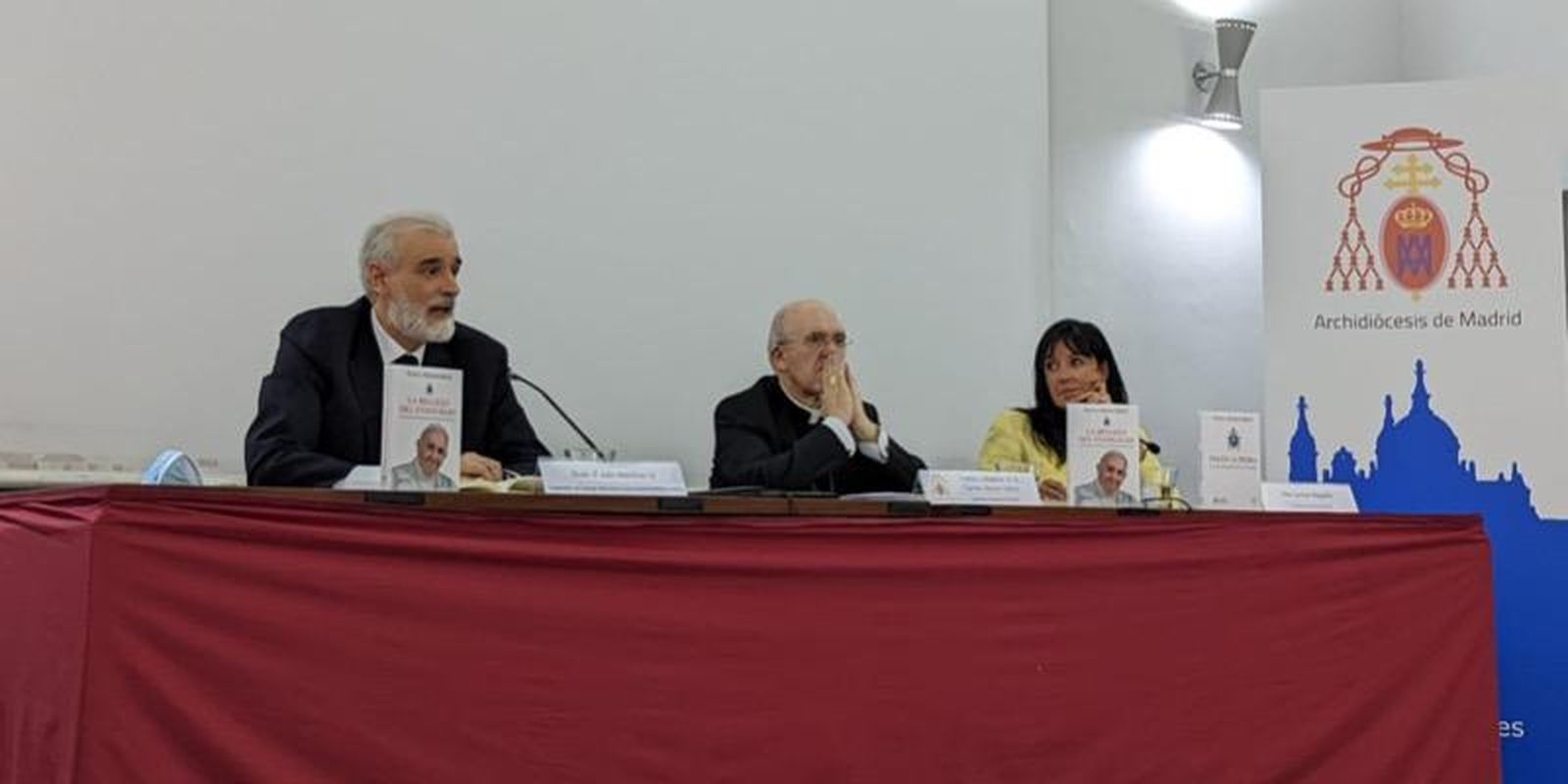 Presentación de los dos volúmenes del Papa