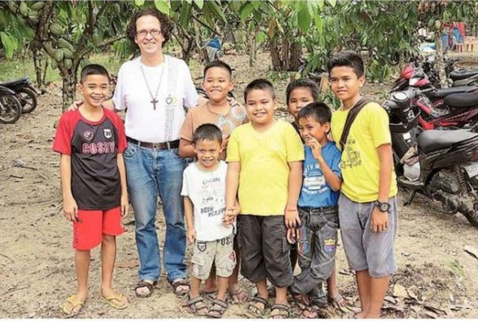 Alberto Toutin en misiones en Chile