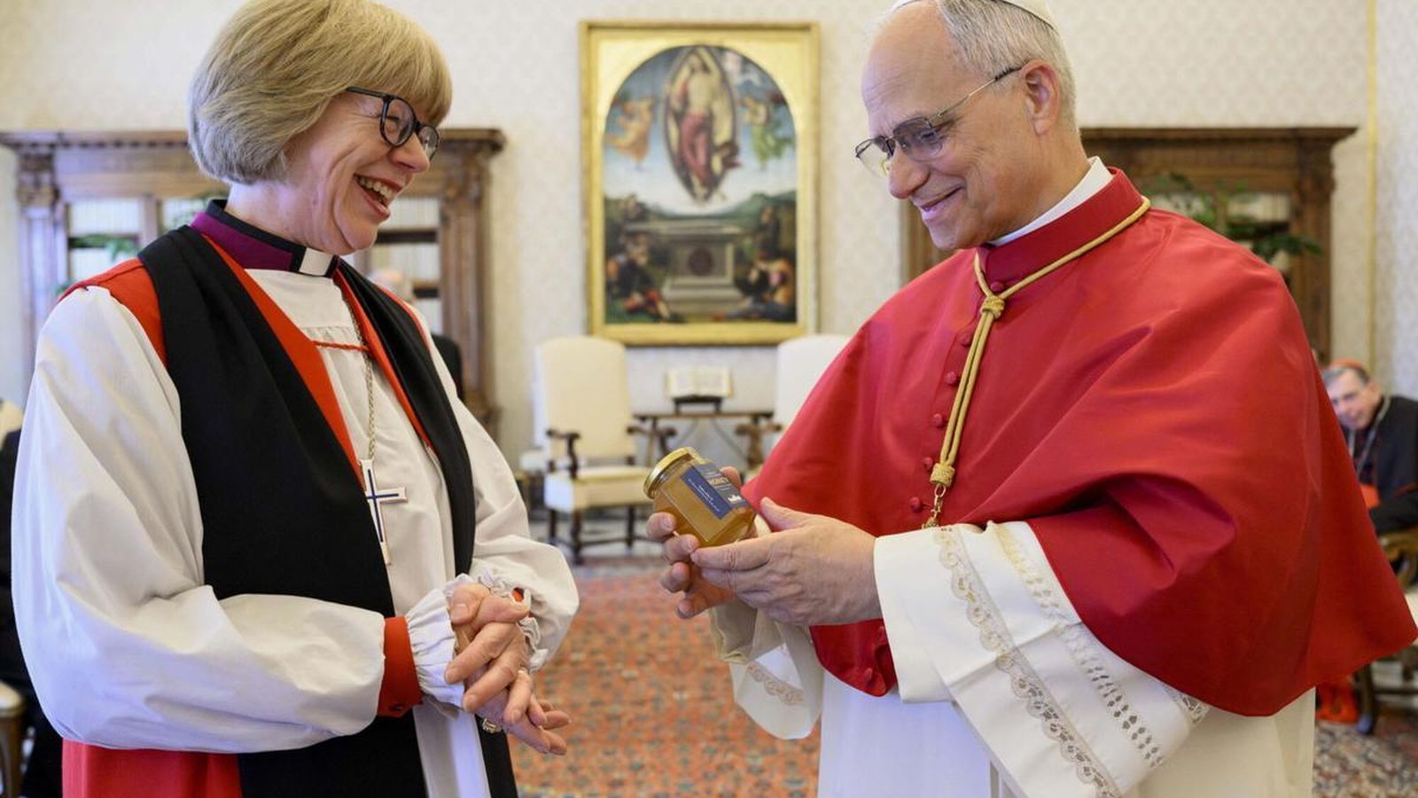 León XIV y Sarah Mullaly