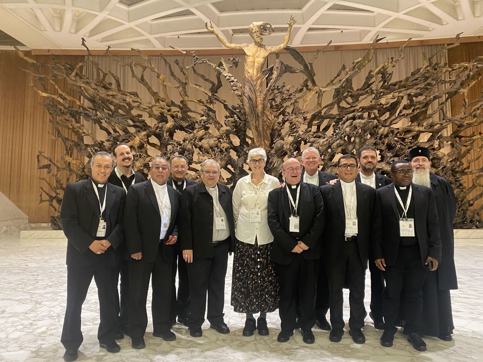 El obispo Conesa en el Aula Pablo VI donde se desarrolló la asamblea sinodal