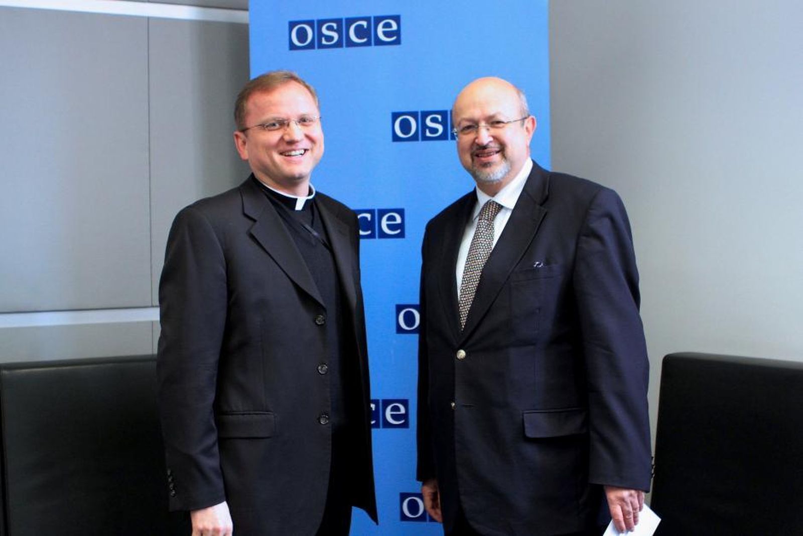 El representante de la Santa Sede ante la OSCE