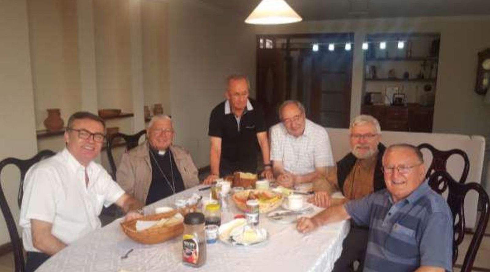 Nuncio Apostólico, Jesús Juárez, Arzobispo de Sucre, Eloy, Javier, Obispo auxiliar de Tarija y Nicolás