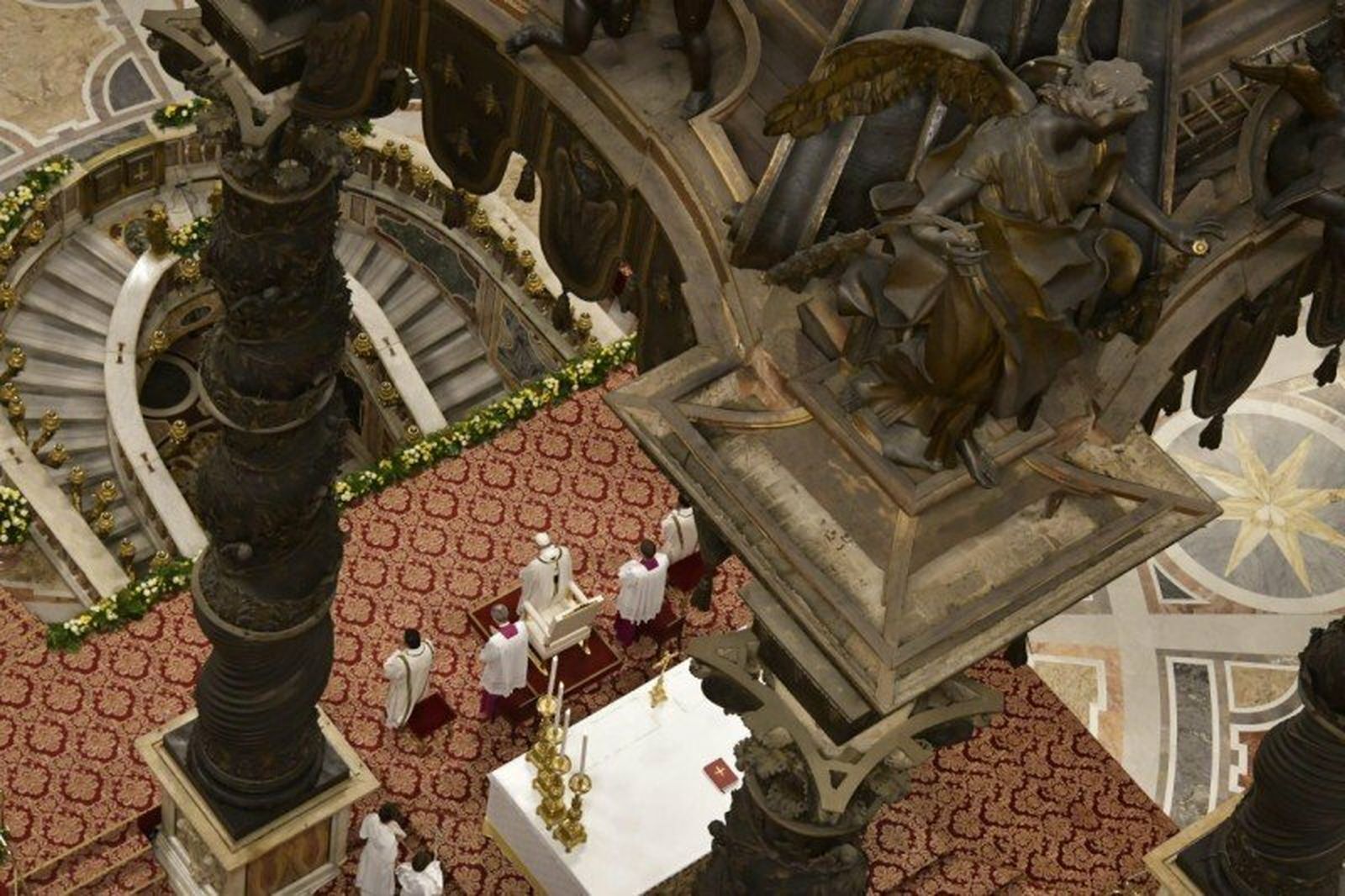 Misa Papa en basílica