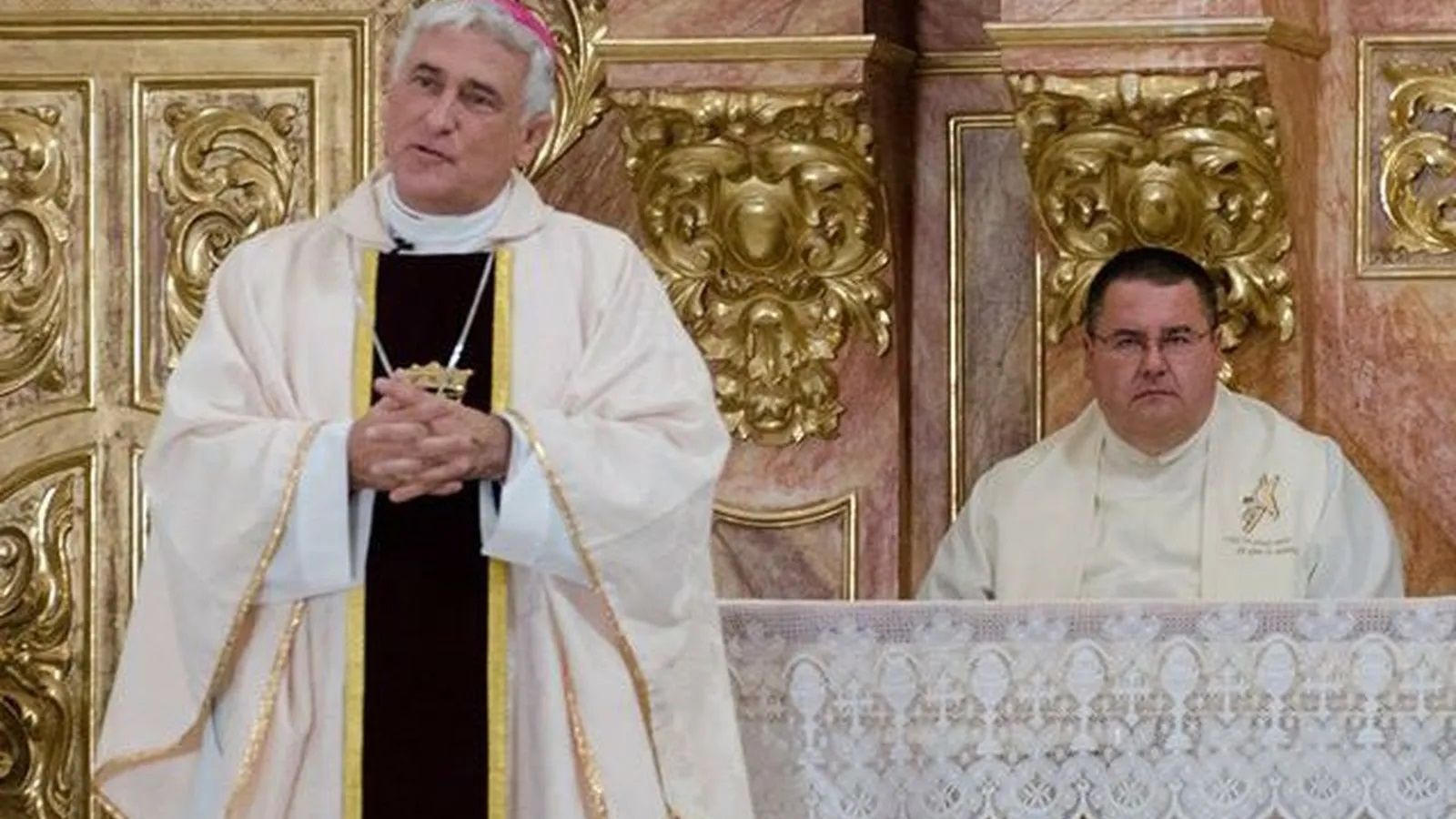 Zornoza silencia a Rafael Vez Palomino