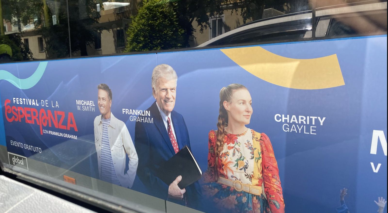 Autobuses de la EMT, anunciando el evento de Franklin Graham