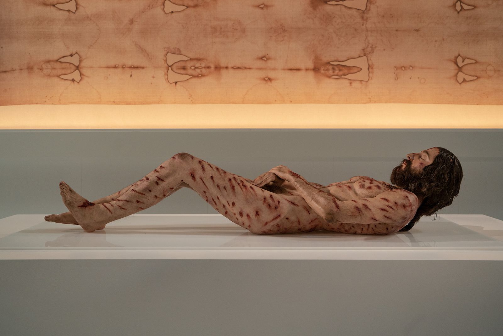 Un Cristo hiperrealista en la catedral de Salamanca