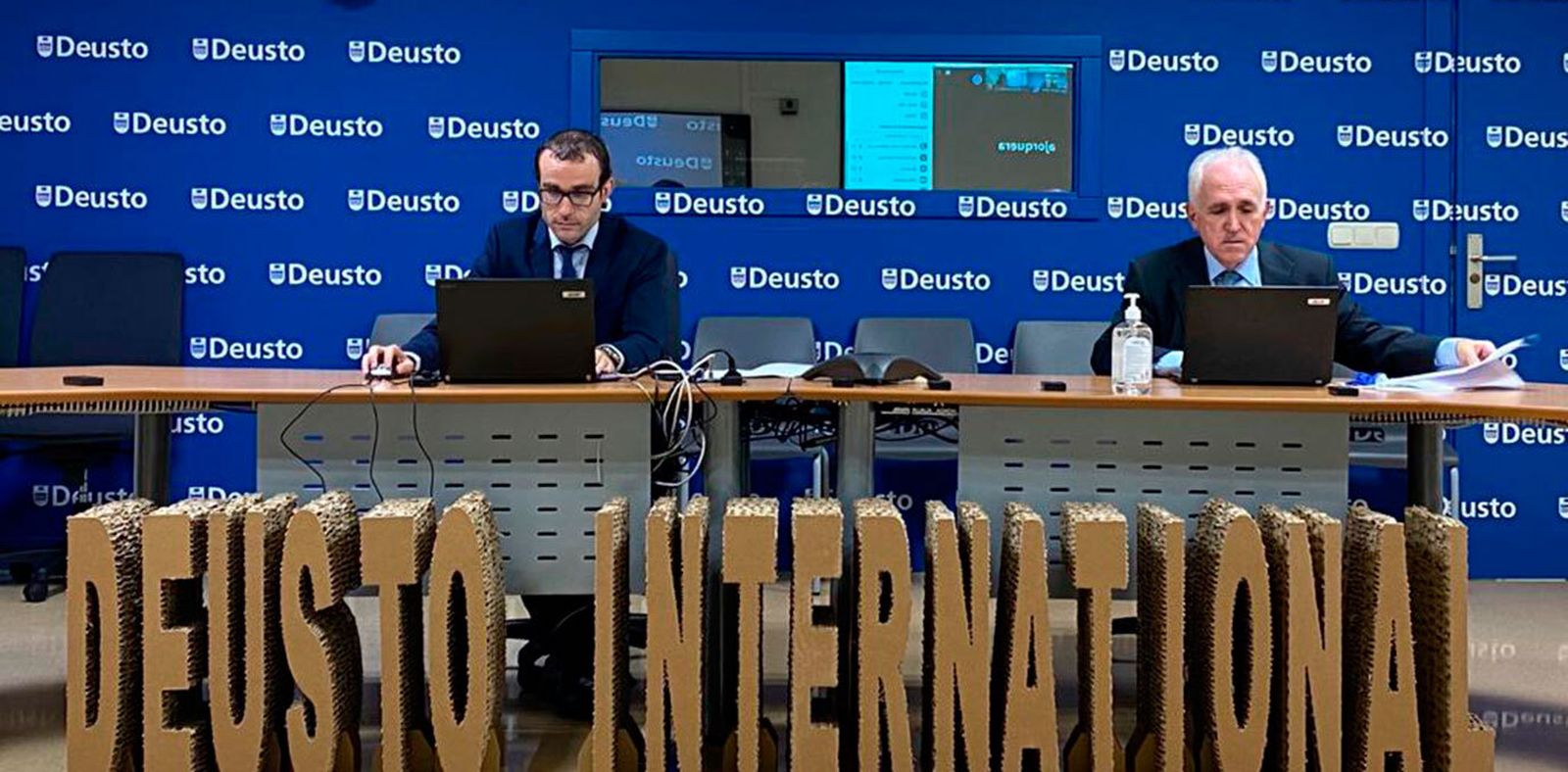 Deusto International