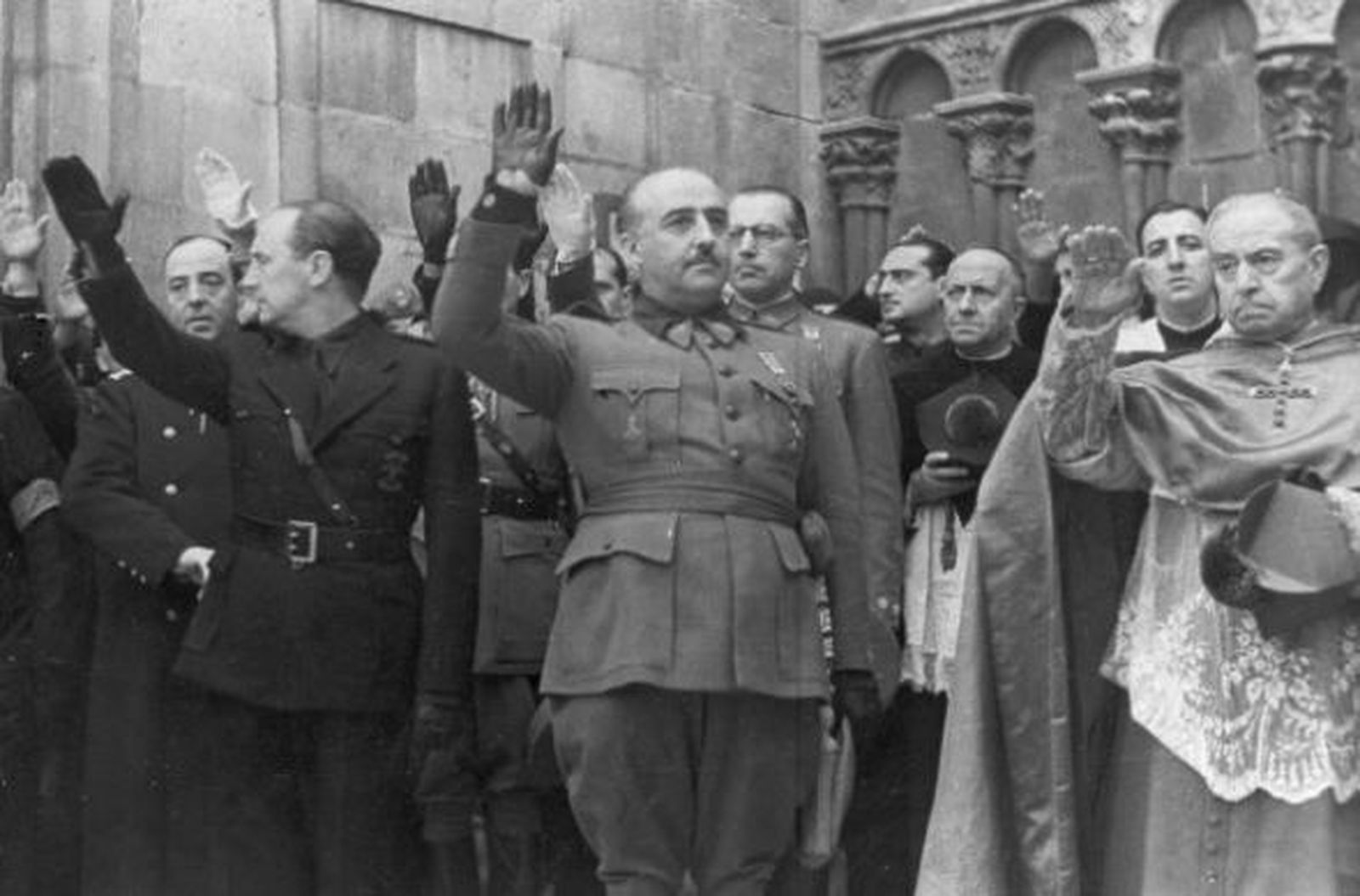 Franco, los obispos y la cruzada