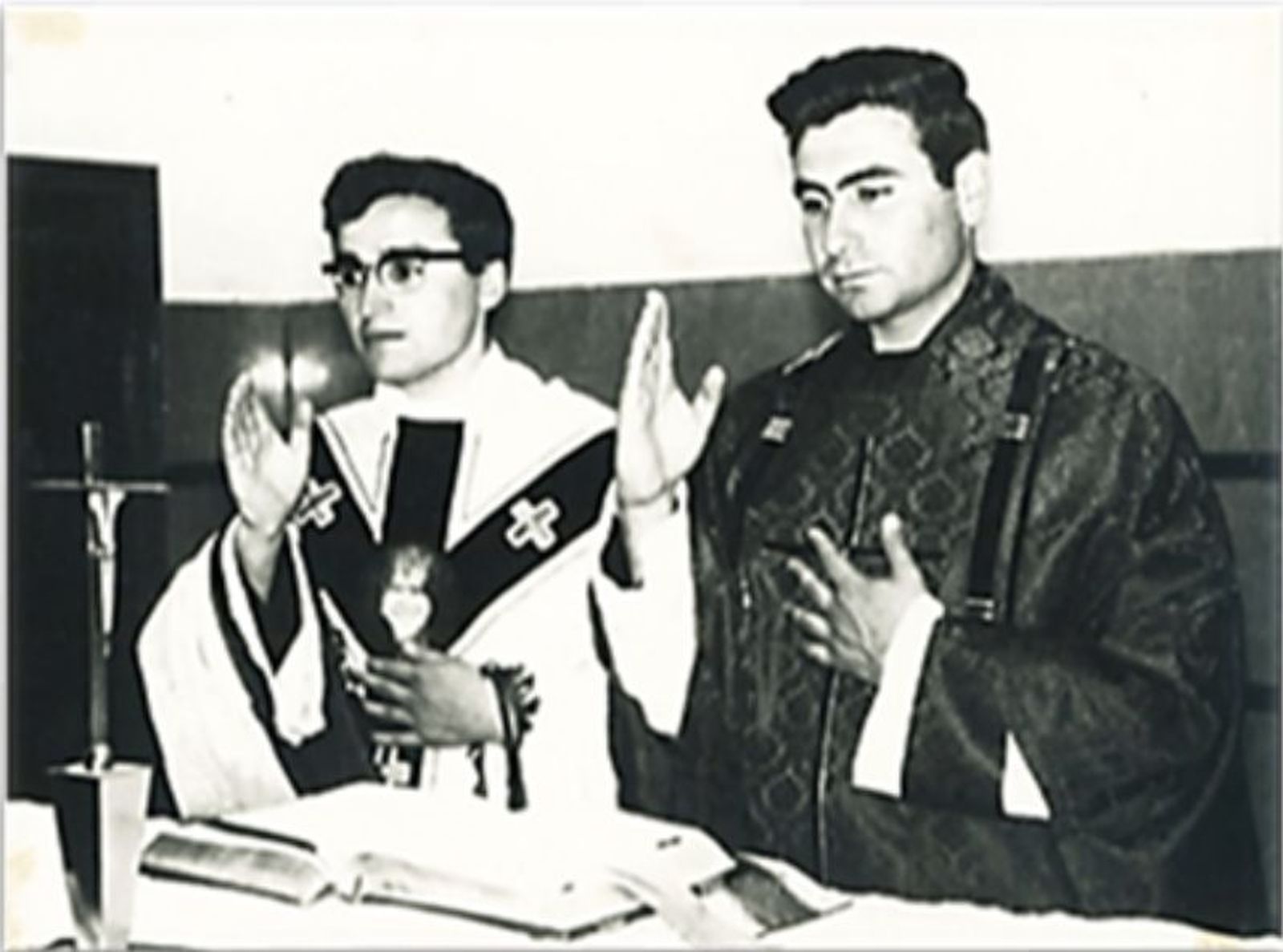 Los dos sacerdotes asturianos