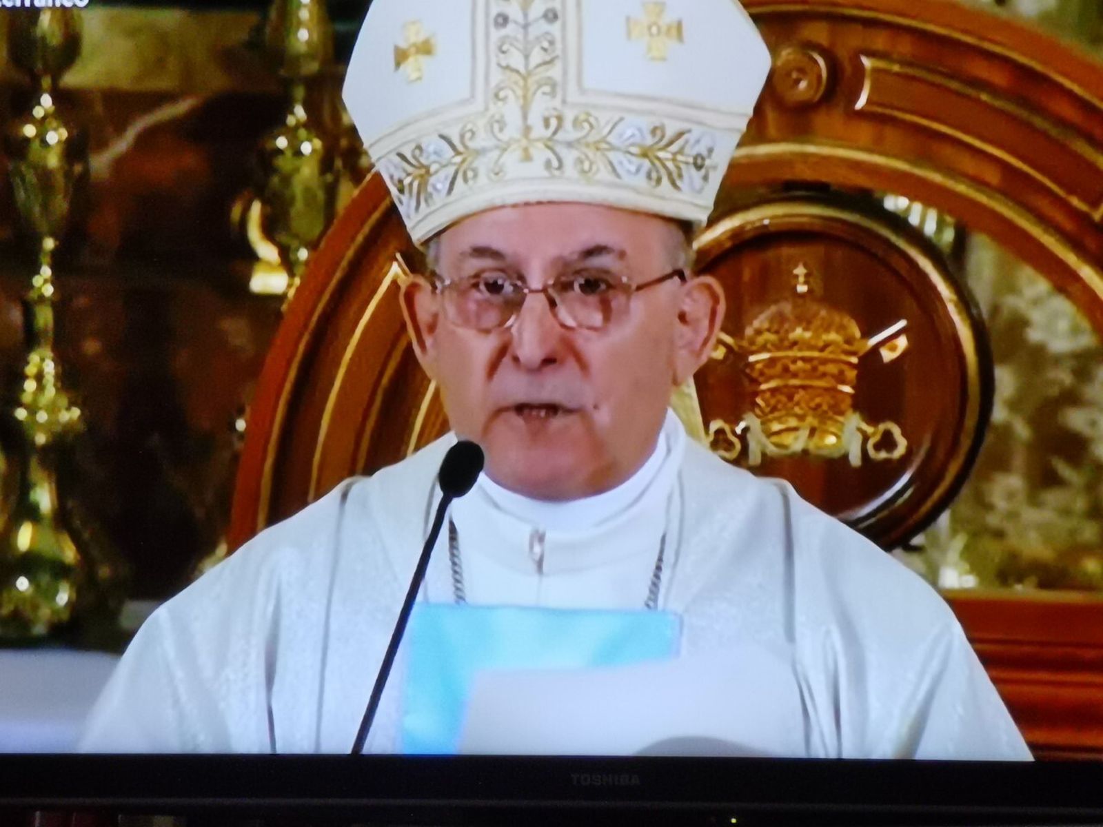 Obispo de Segorbe-Castellón, Casimiro López, en la Misa de la Patrona.