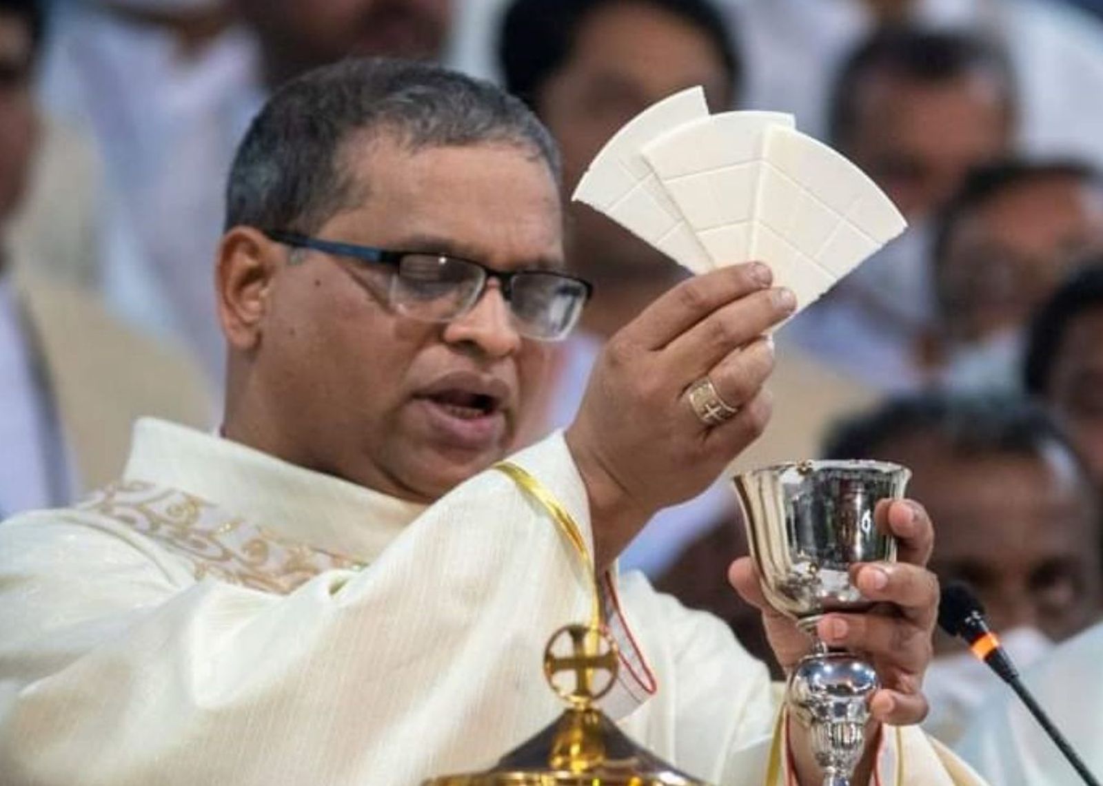 Mon. Benny Mario Travas, arzobispo de Karachi (Paquistán)