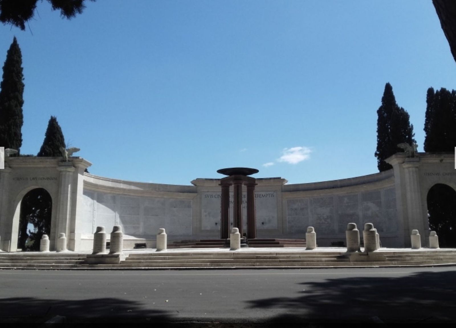 El Sagrario Militar, en el Cementerio del Verano, en Roma