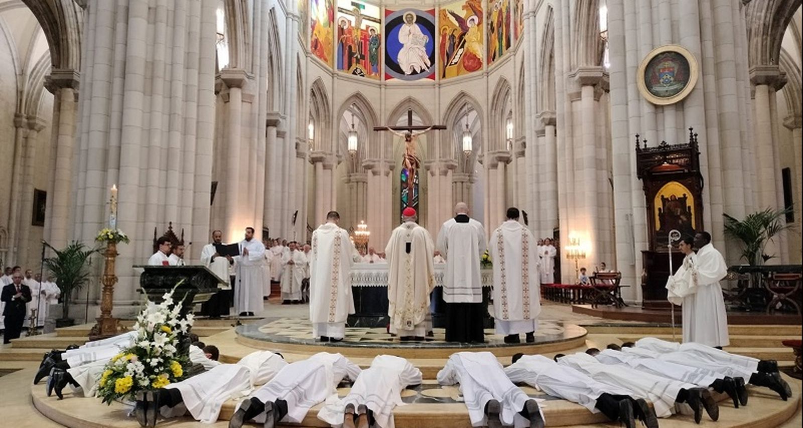 Ordenaciones en la Almudena