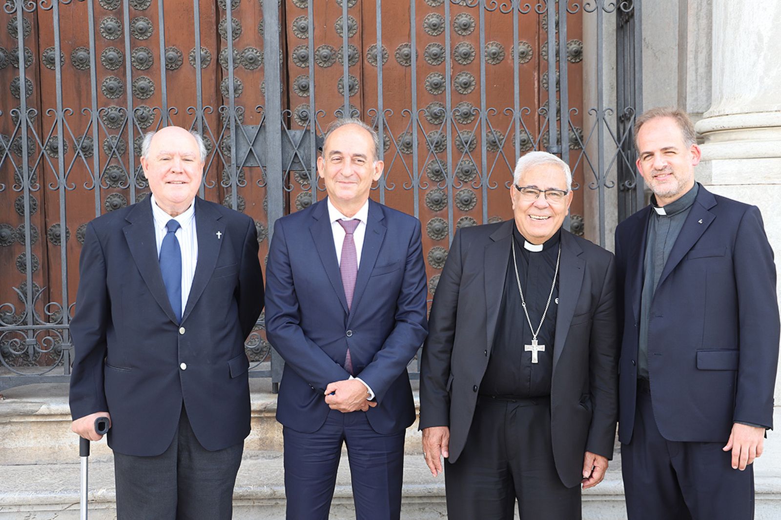 Francisco Javier Martínez, obispo de Granada_ Jaime Oraá SJ, presidente del Patronato de la Universidad Loyola, Gonzalo Villagrán SJ, decano de la Facultad de Teología., y Gabriel Pérez, rector de la Universidad Loyola