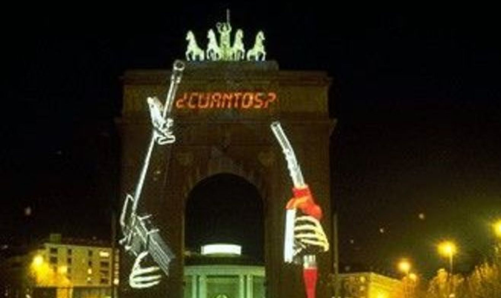Arco de la Victoria, Madrid, intervenido en 1985 por K. Wodiczko