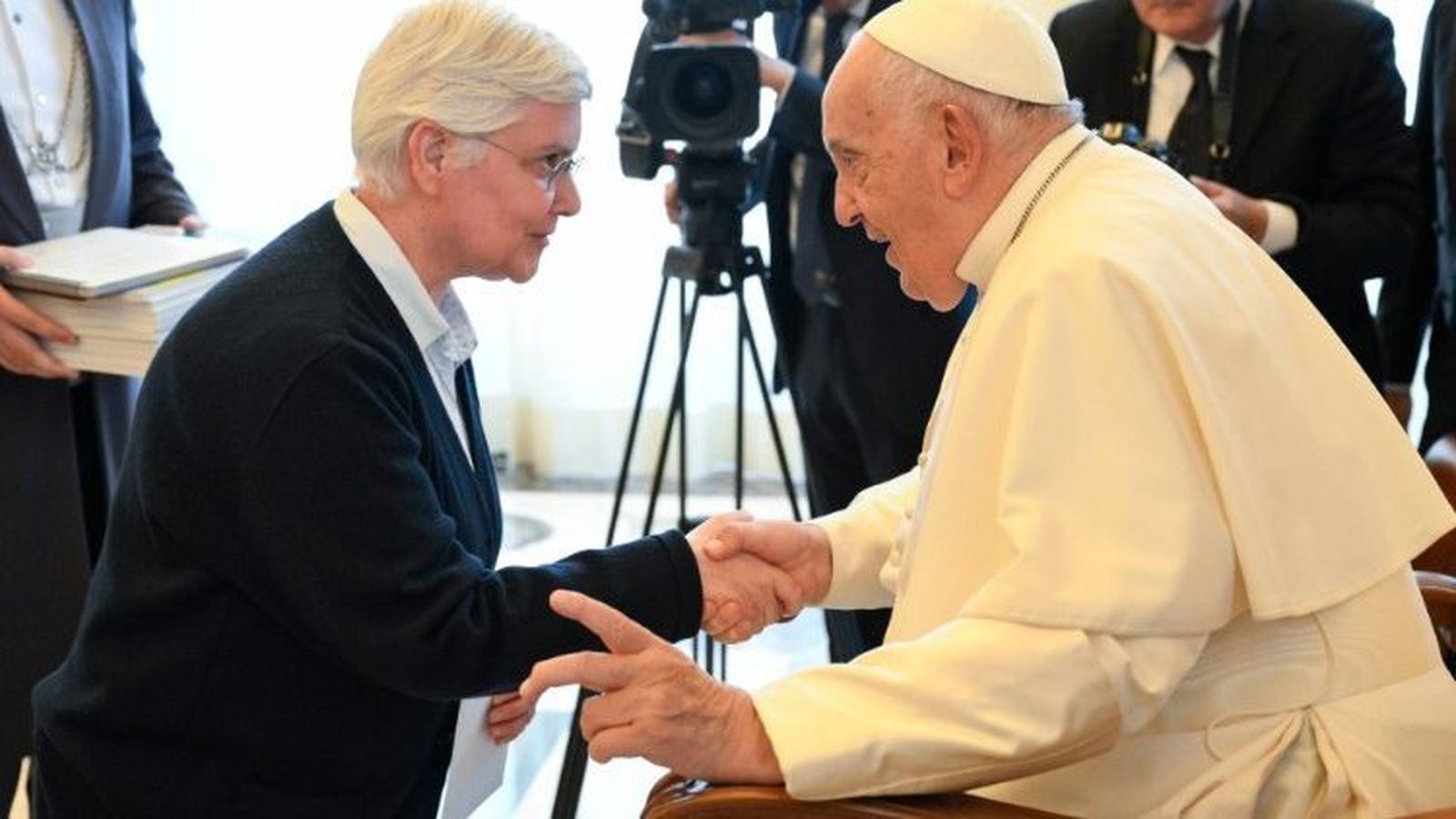 Hermana Idília Carneiro en audiencia con el Papa