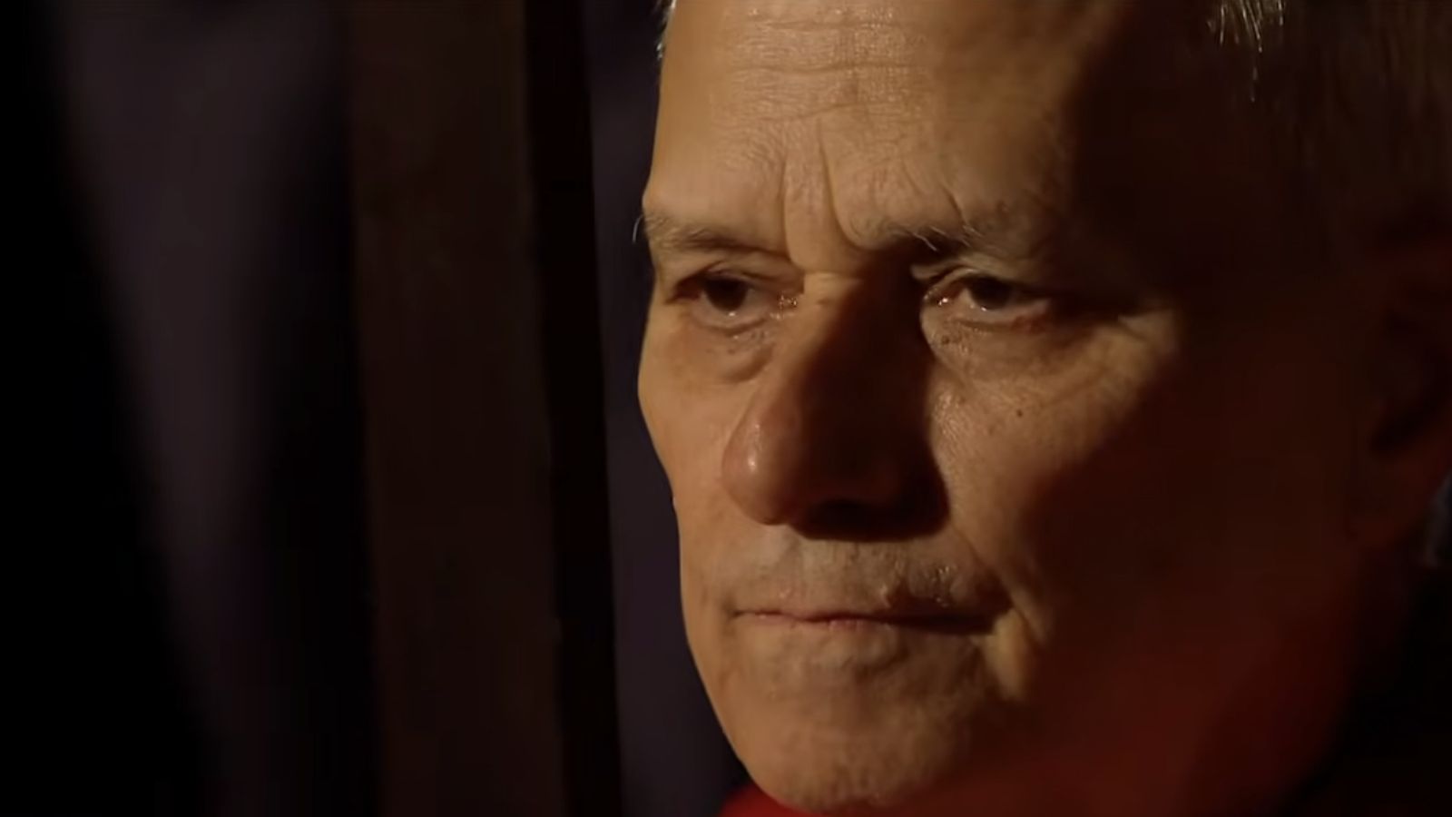 Prevost, con la cruz