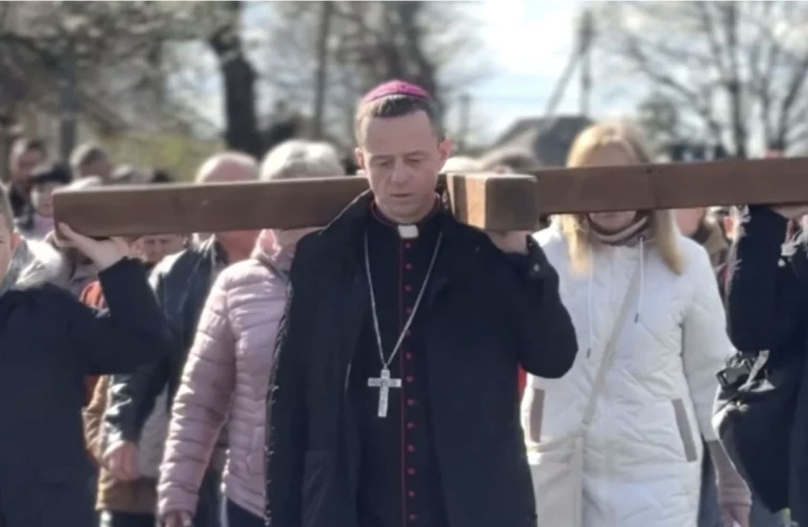 El obispo de Mukachevo, en Ucrania, Mykola Petro Luchok