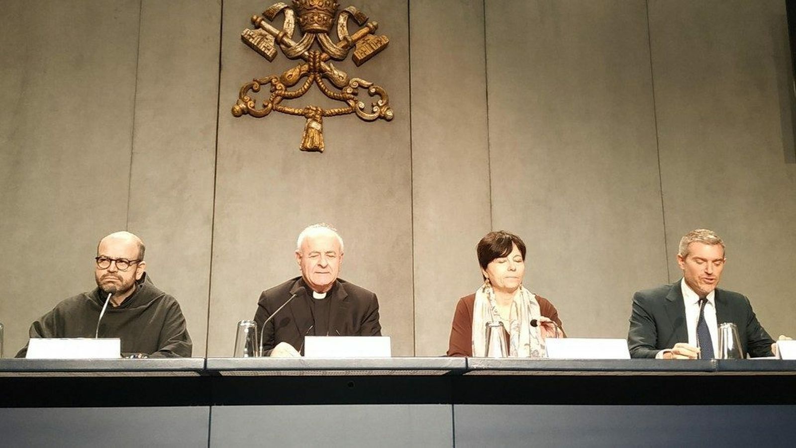 Presentación del taller "¿El buen algoritmo? Inteligencia artificial: ética, leyes y salud" en el Vaticano