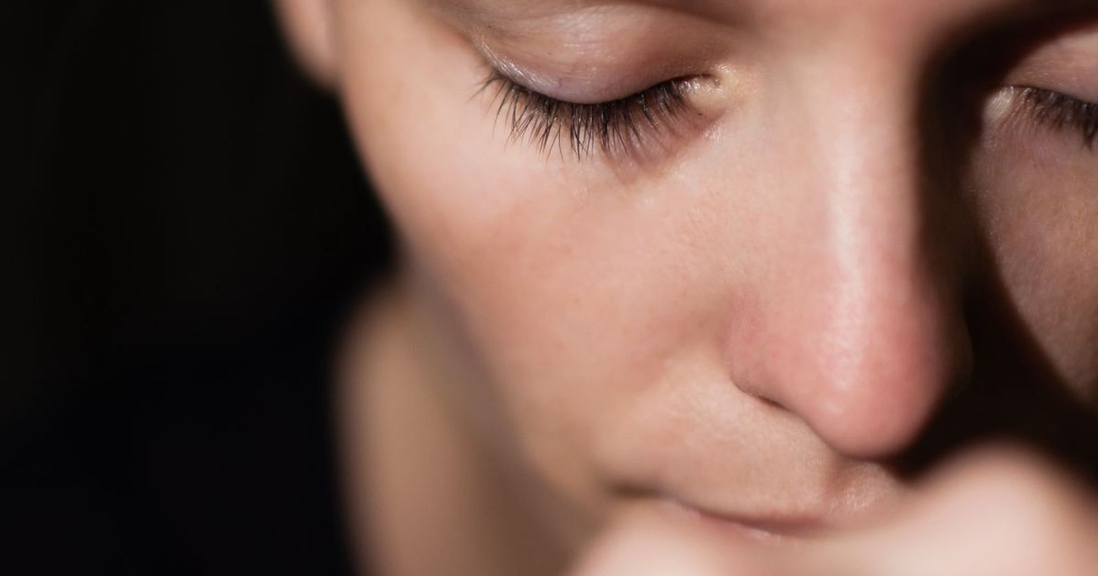 No todos los ojos cerrados duermen, ni todos los ojos abiertos, ven