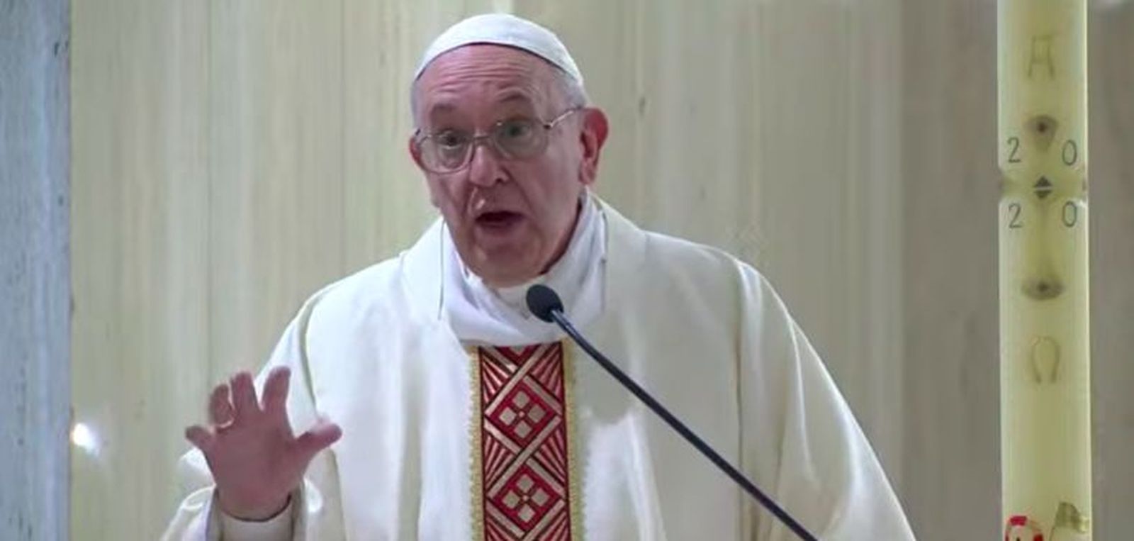 Francisco pide a los políticos buscar “el bien de todo el país, y no el de cada partido” en estos días de pandemia