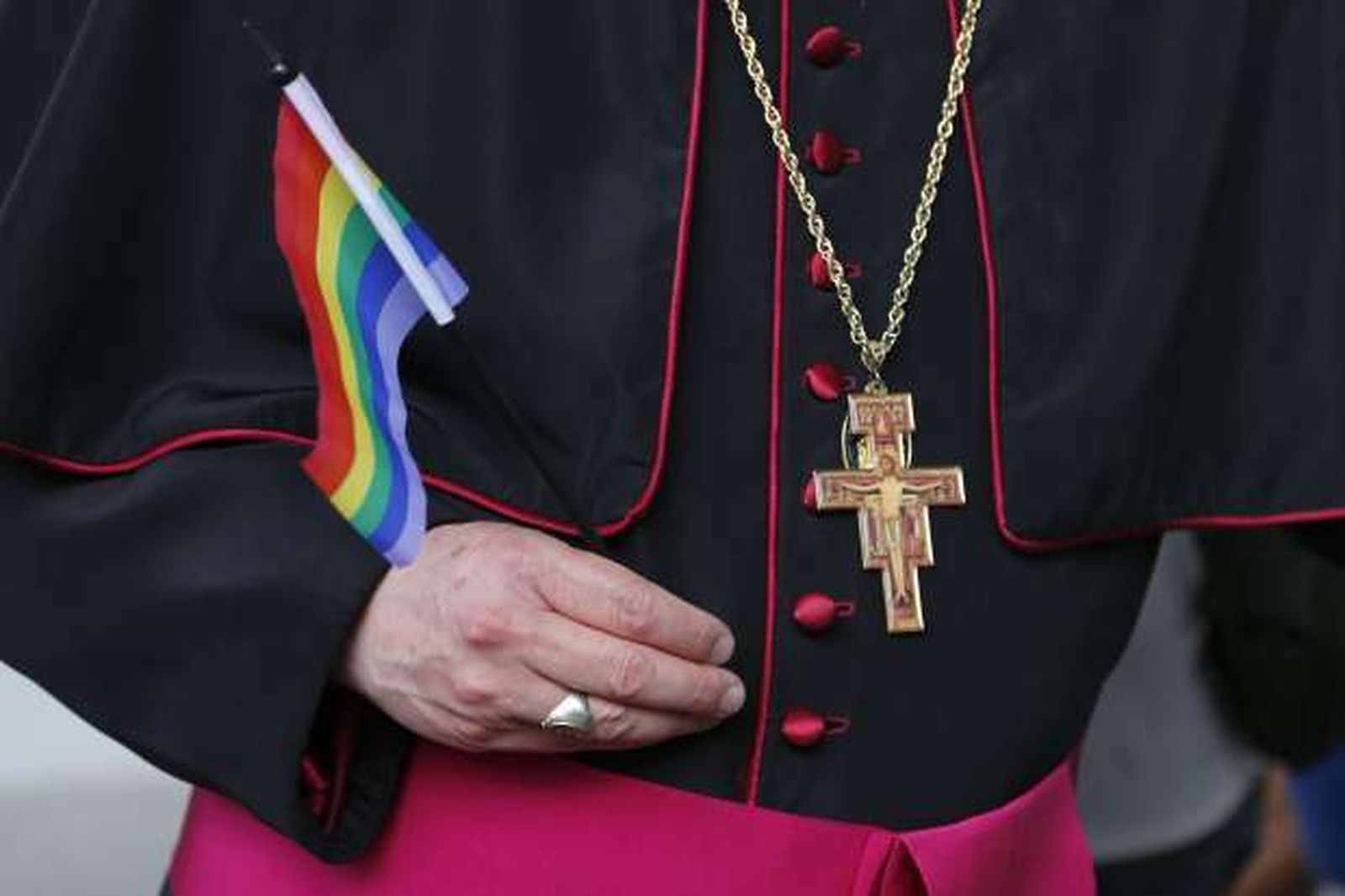 Por una Iglesia más abierta a los LGBT