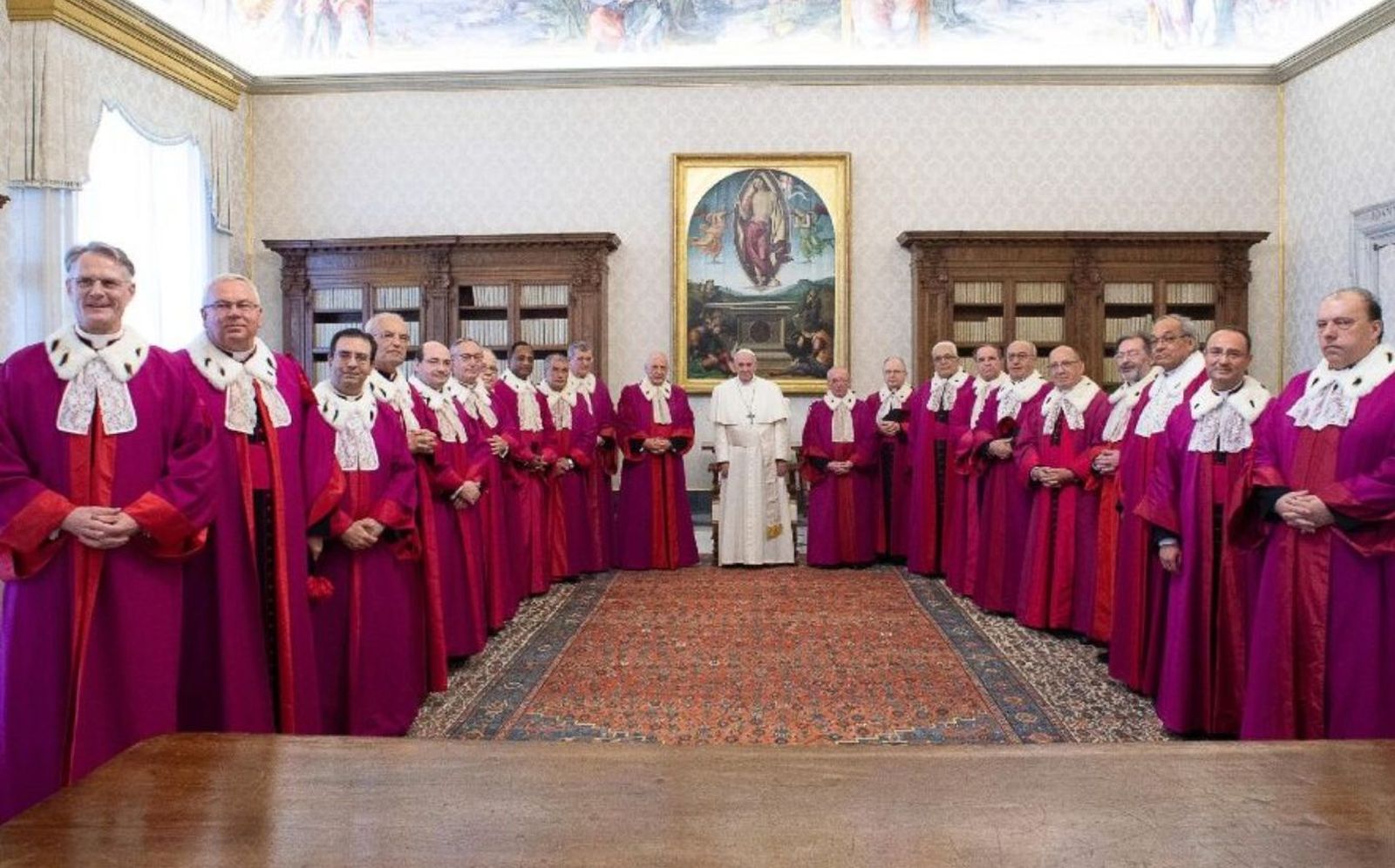 Francisco y miembros de la Rota romana