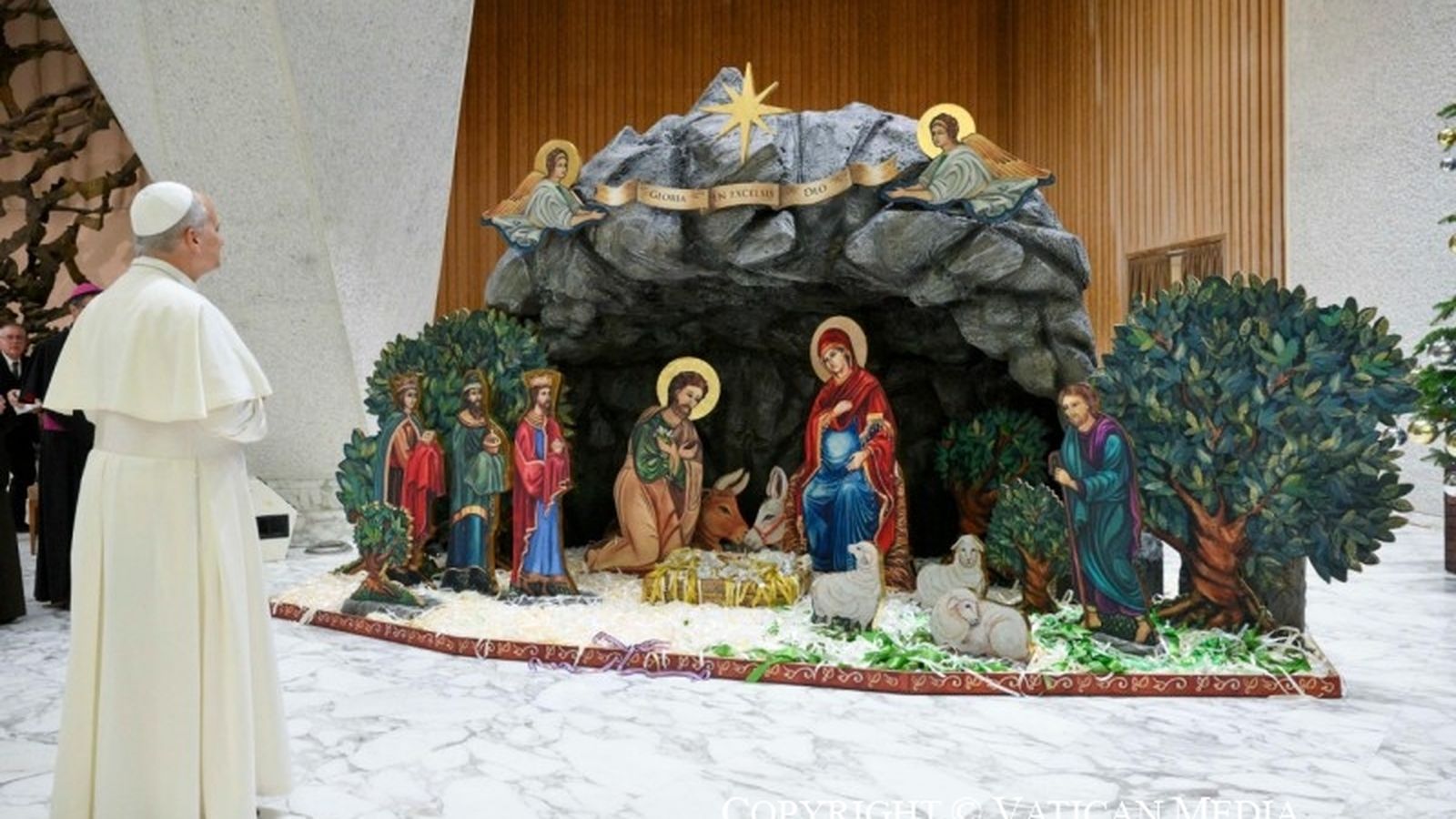El Papa, ante el belén de la Pablo VI