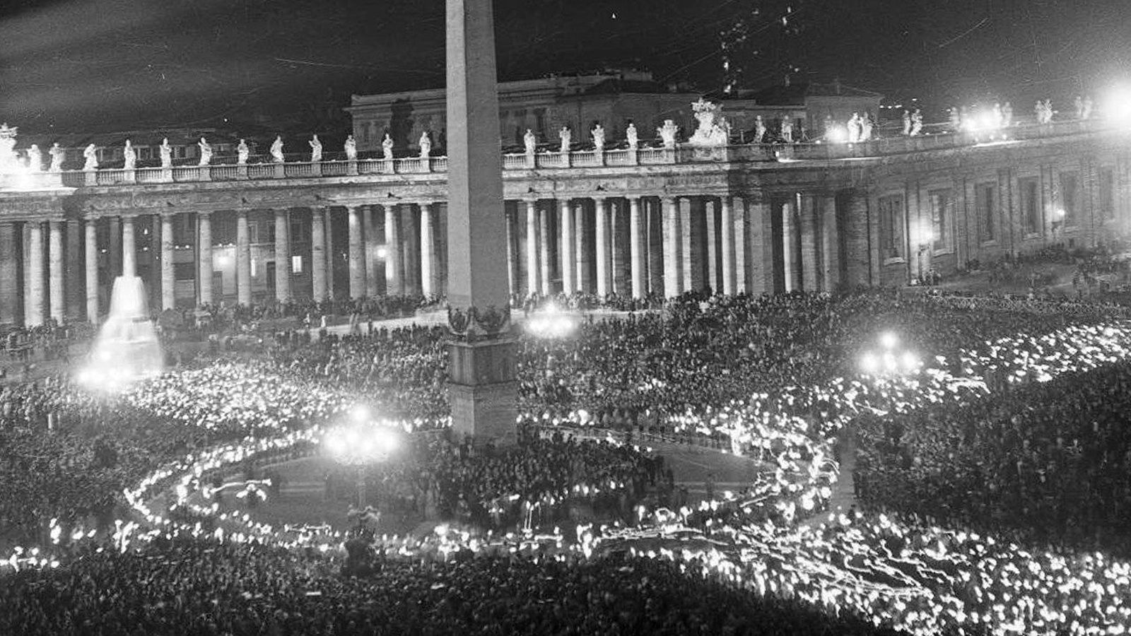Plaza de San Pedro en la tarde del 11 de octubre de 1962