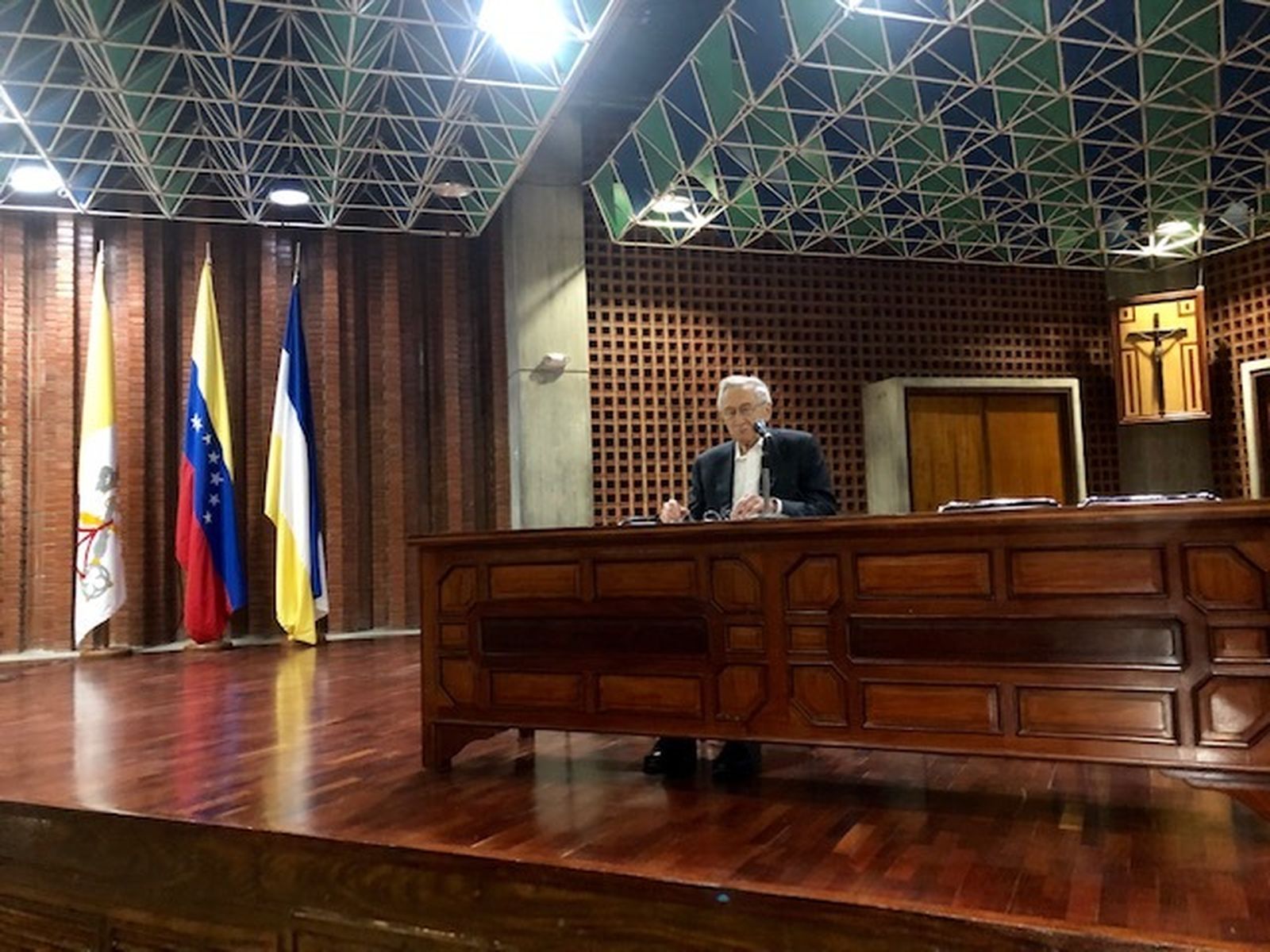 Hünermann en el Congreso de la Ucab