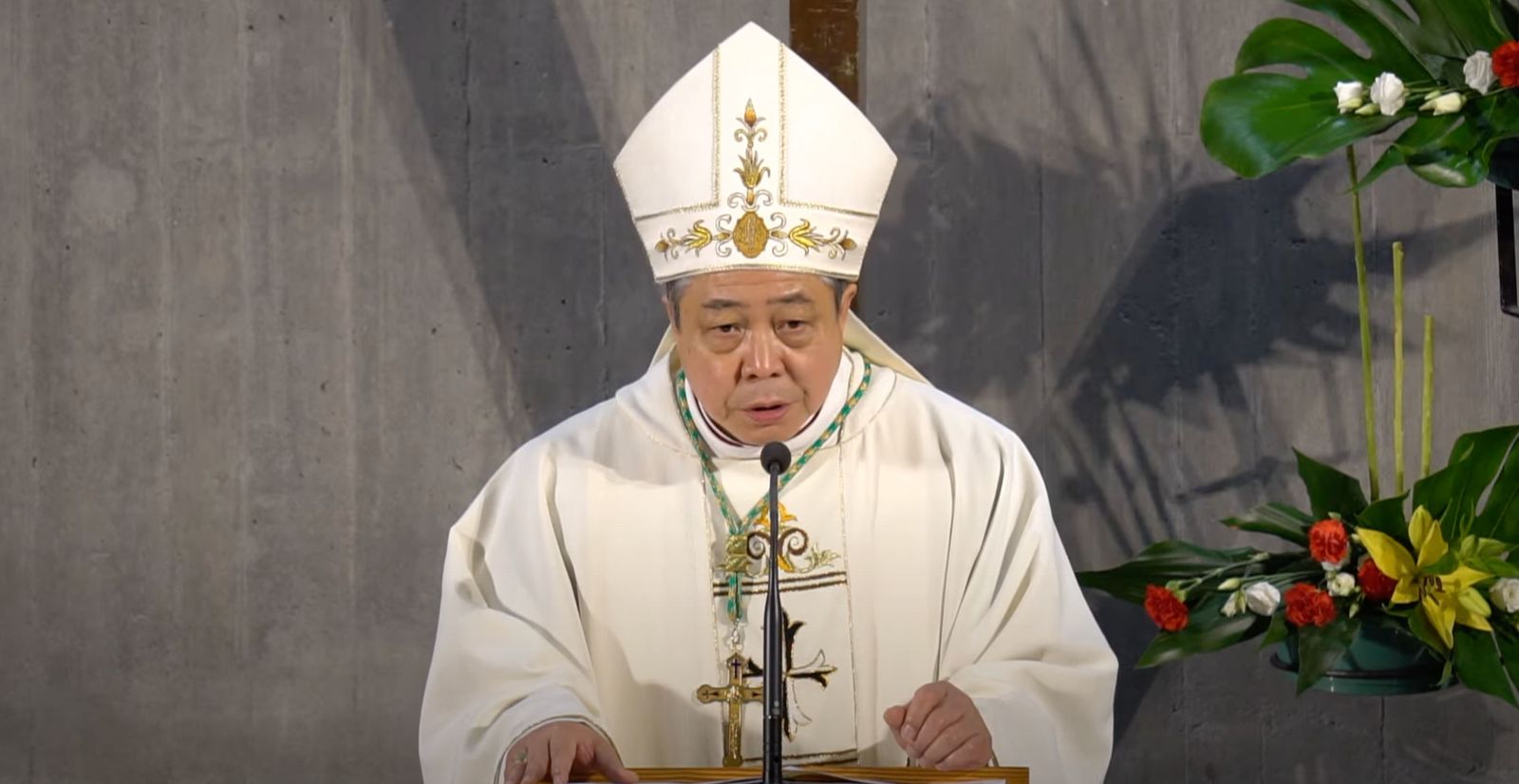 El Nuncio Auza, en el jubileo de los dominicos