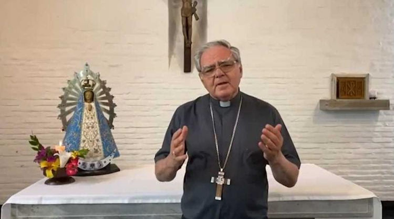 Monseñor Oscar Ojea