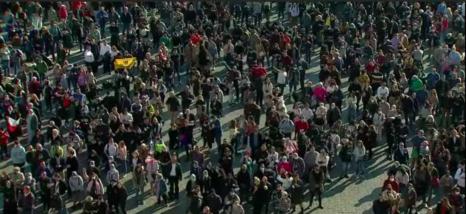 Miles de fieles en San Pedro