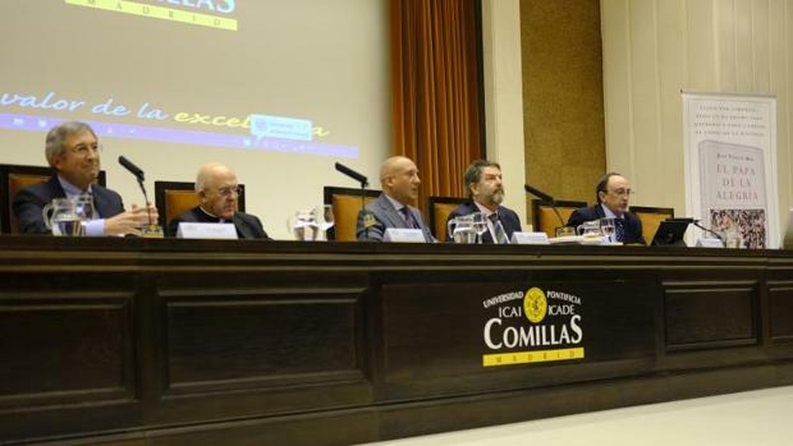 Presentación del libro de Juan Vicente Boo en Comillas
