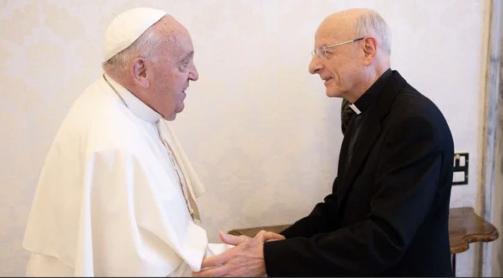 Fernando Ocáriz, con el Papa