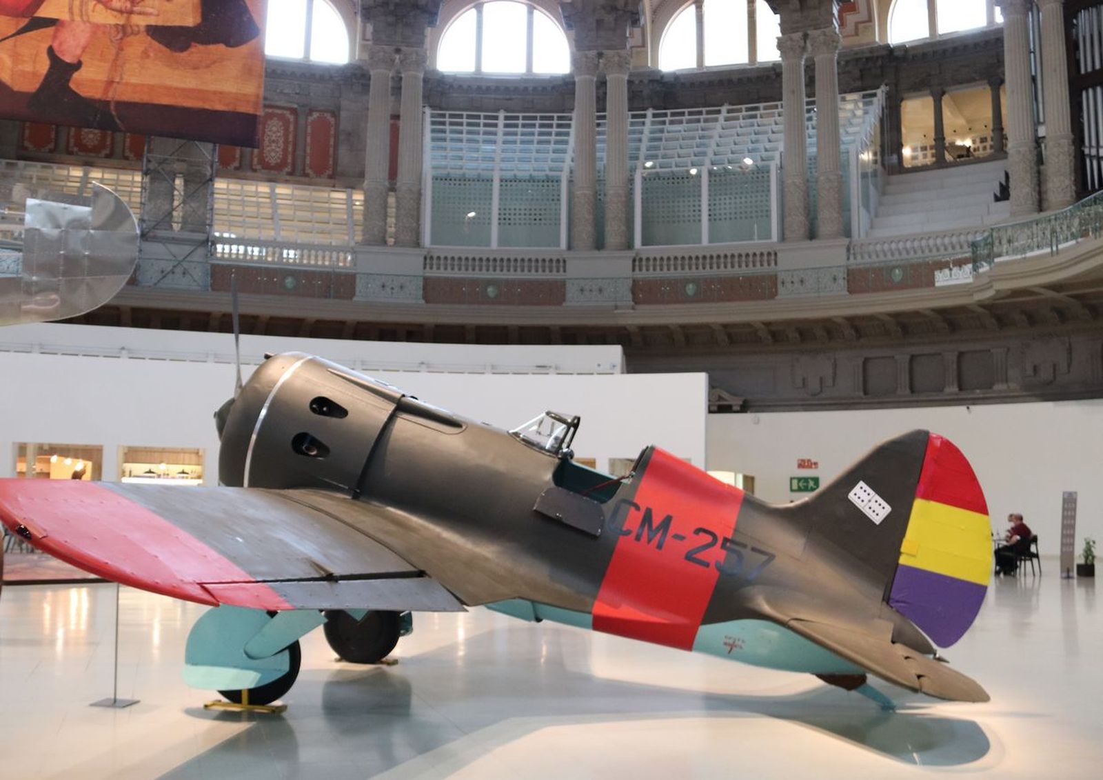 "Un avión que no vuela es una escultura: es una obra de arte"