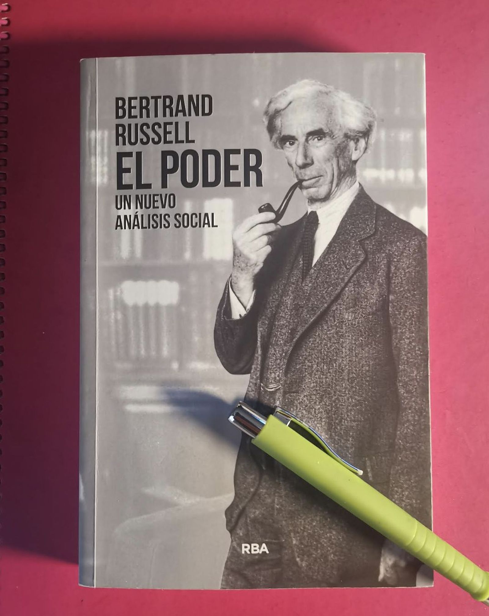 Libro de Russell