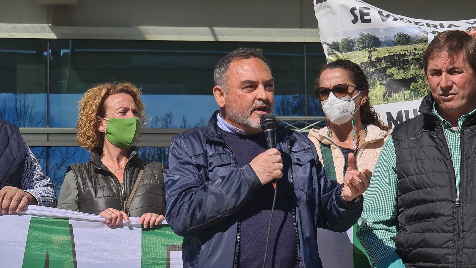 Sánchez Adalid, con la protesta
