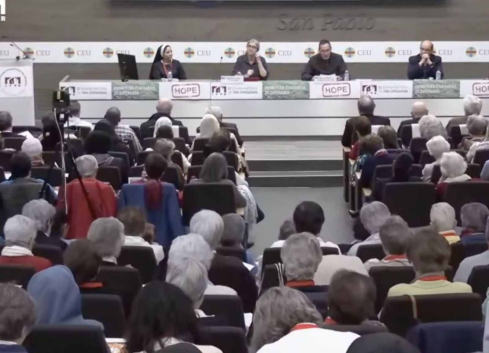 Fray Miguel Márquez durante su ponencia en la SNVC