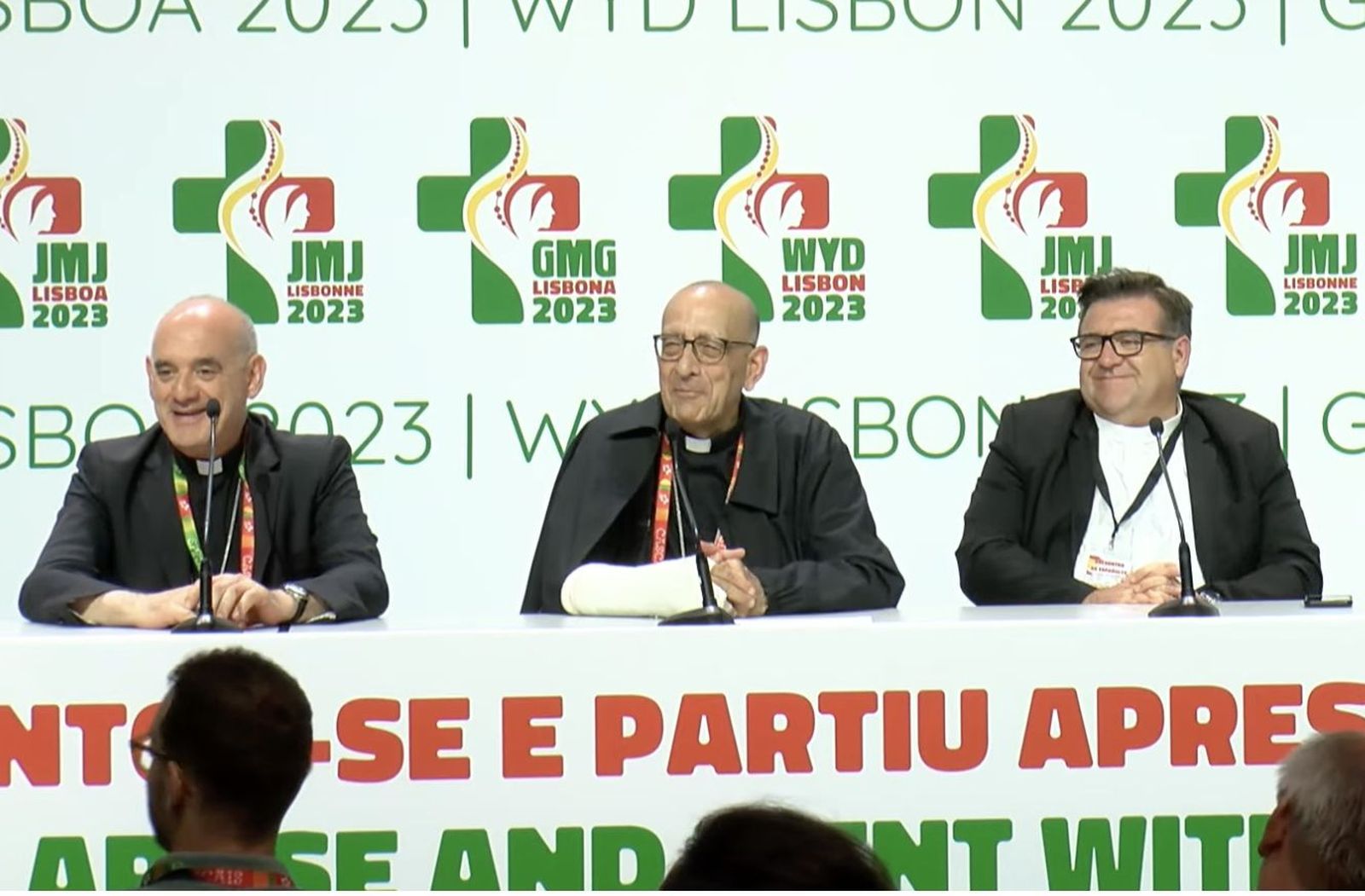 Ros, Omella y Tinajero, durante la rueda de prensa