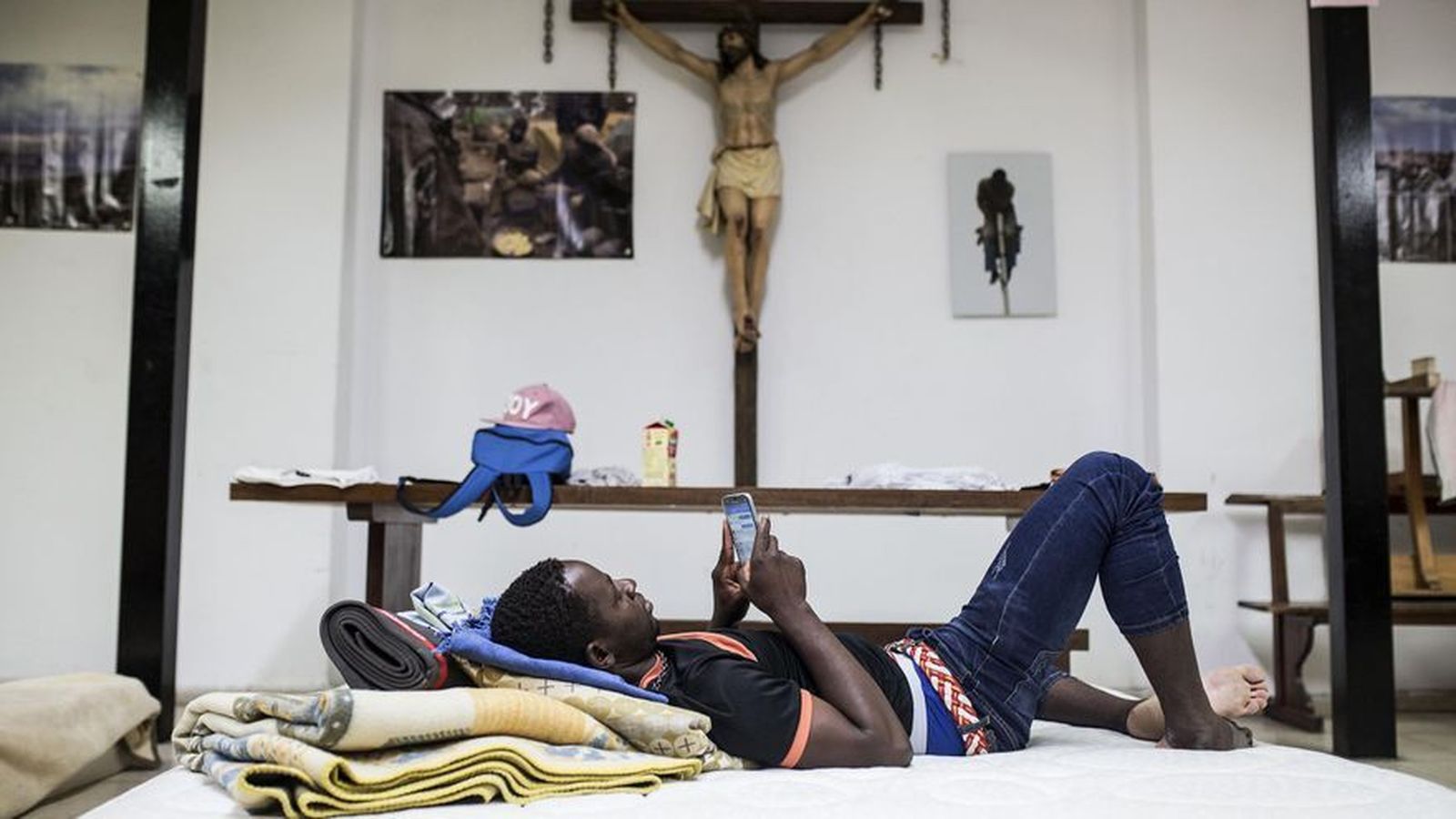 Estoy a tu puerta y llamo