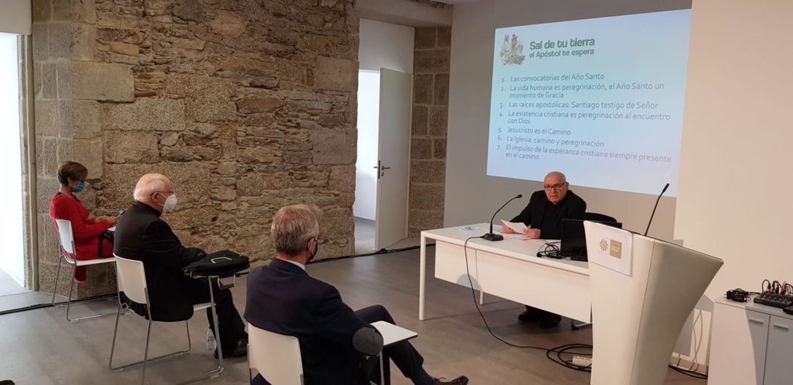 Monseñor Barrio. Congreso de Acogida Cristiana en los Caminos de Santiago